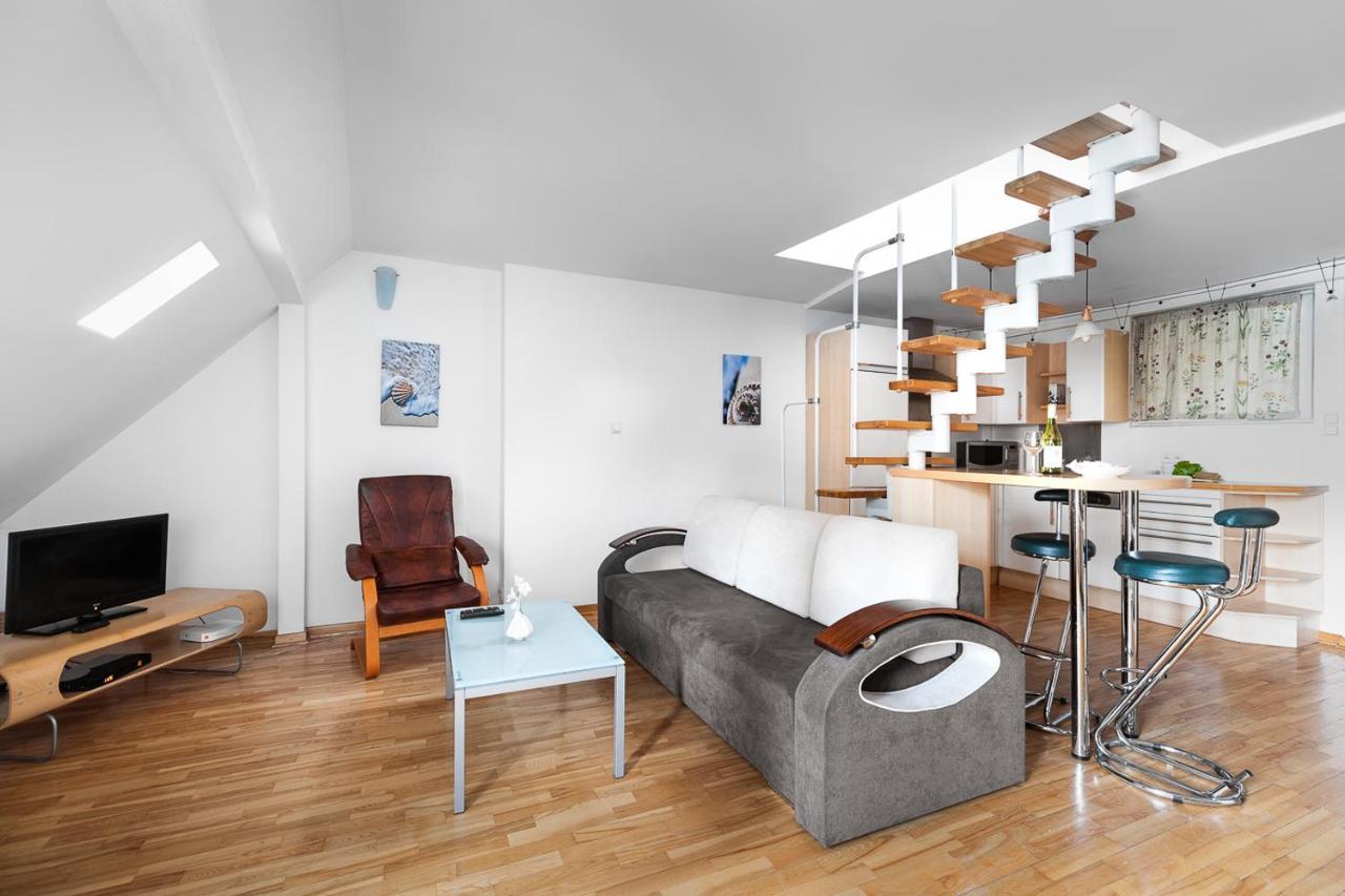 P&O Serviced Apartments Old Town Podwale Varsovia Exterior foto